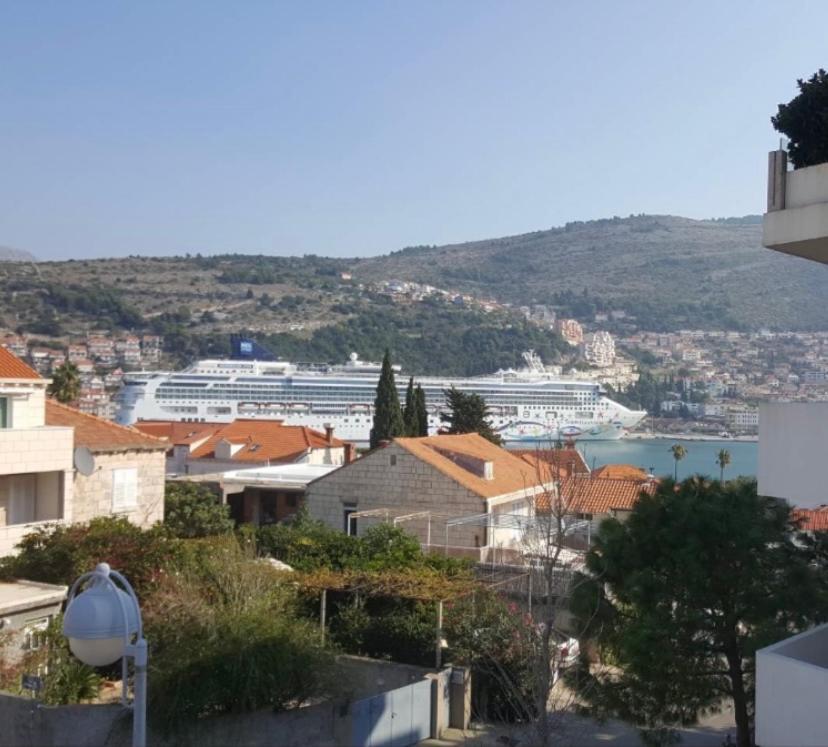 Aida Apartments And Rooms For Couples And Families Free Parking Dubrovnik Bagian luar foto