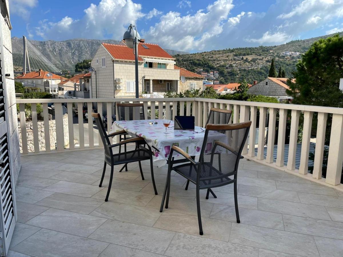 Aida Apartments And Rooms For Couples And Families Free Parking Dubrovnik Bagian luar foto
